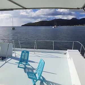  Bateau-hôtel L'aquahome Sur L'eau
